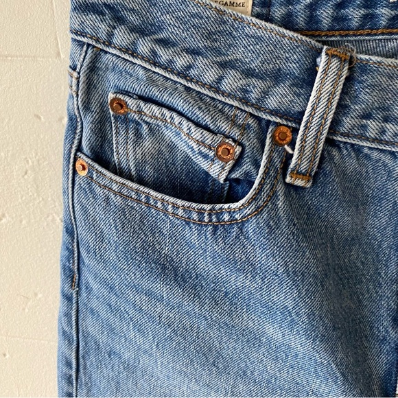 Levi's Wedgie Distressed Hem Jeans - Picture 5 of 10